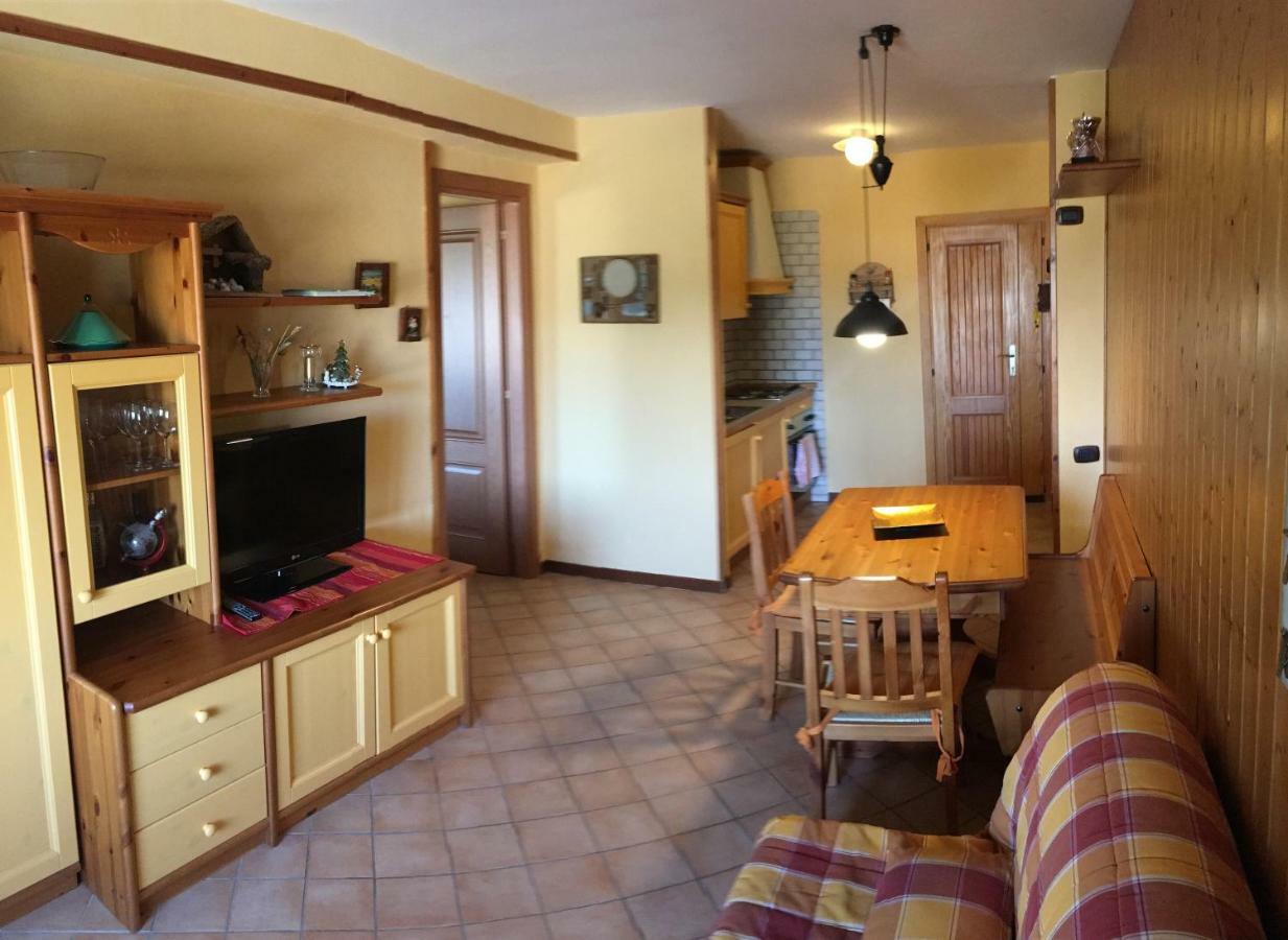 Villaggio Dello Sciatore Residence Paradiso Appartamenti E Monolocale روكاراسو المظهر الخارجي الصورة